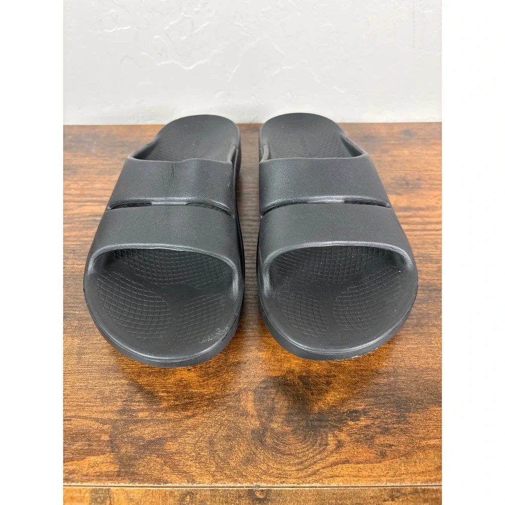 OOFOS OOahh Black Recovery Slide Sandals Mens 8 Womens 10 EU 41 Comfort Shoes